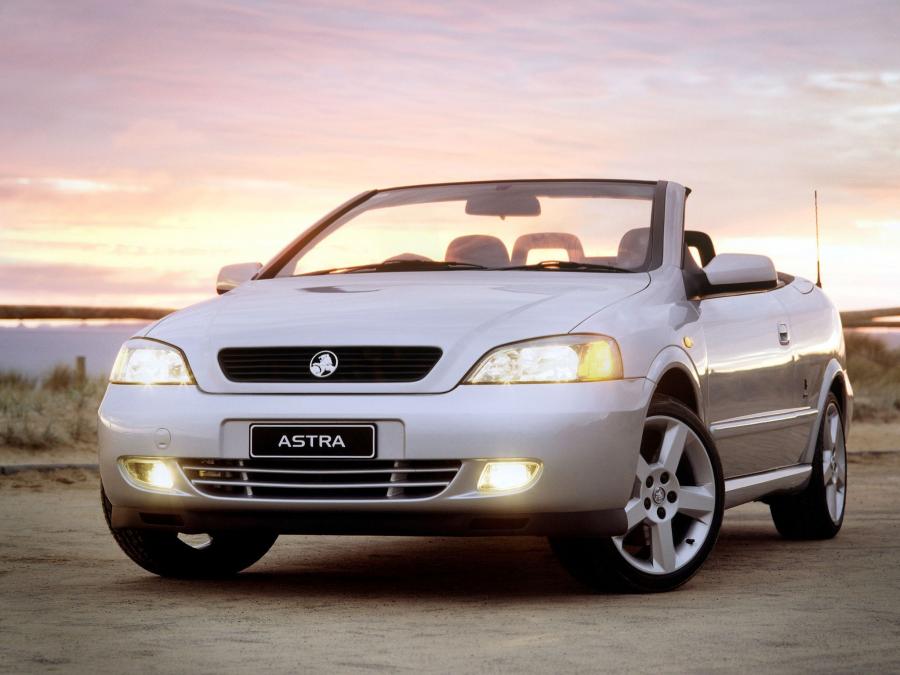  Holden Astra Convertible 2001 года  (фото 11 из 16)